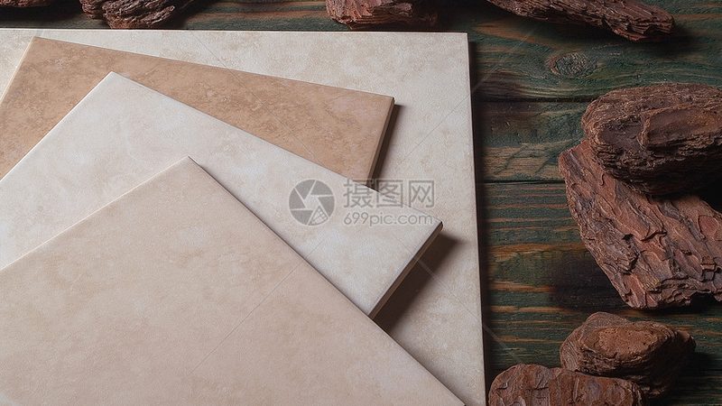 客厅铺仿古砖还是大理石瓷砖？材质与风格的抉择